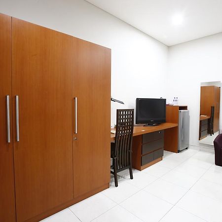 Reddoorz @ Menteng Jakarta Bagian luar foto