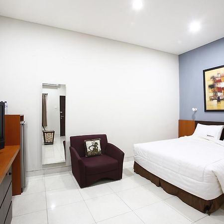 Reddoorz @ Menteng Jakarta Bagian luar foto